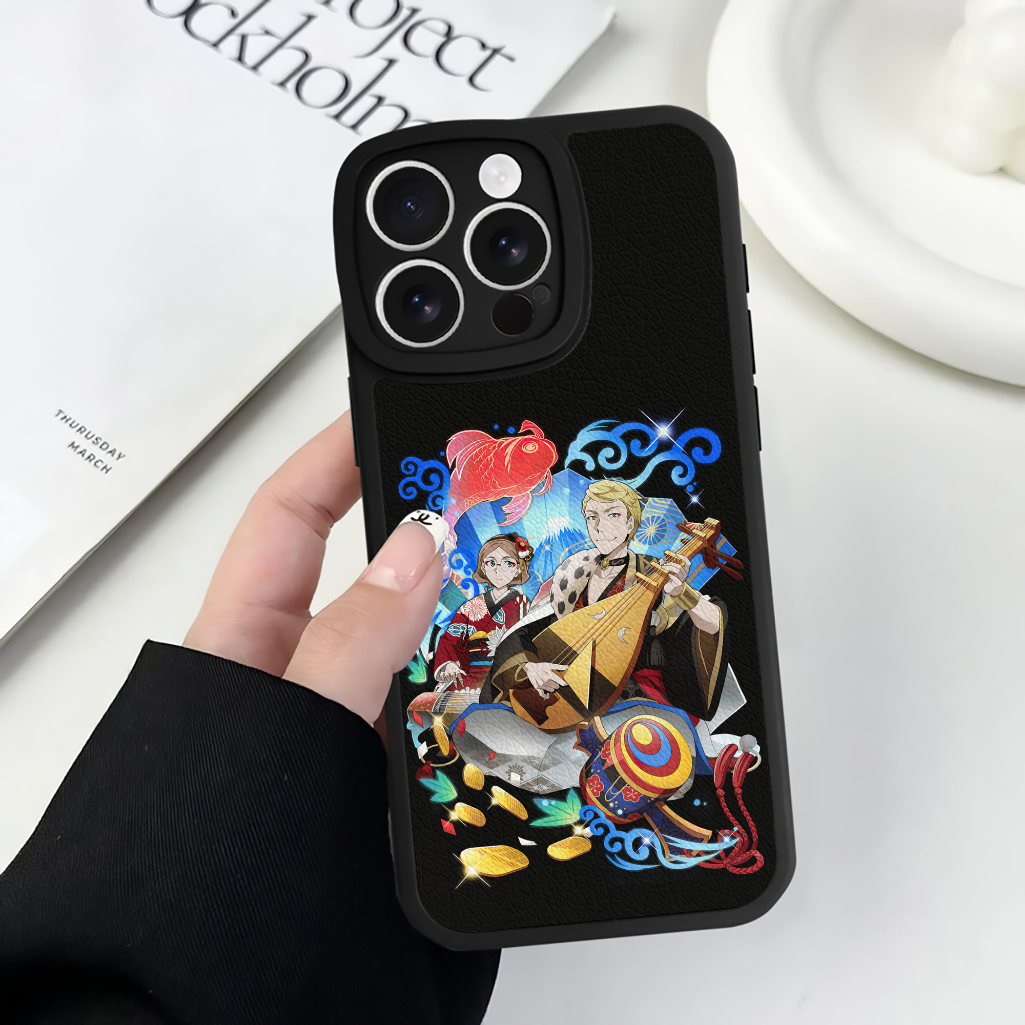 （画像用） 文豪ストレイドッグス Bungo Stray Dogs 【iPhone 16シリーズ対応】シリコンスマホケース（レザー調） 材質：シリコン